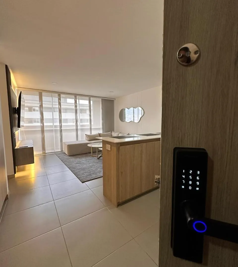 Luxurious And Modern Apartment Medellín