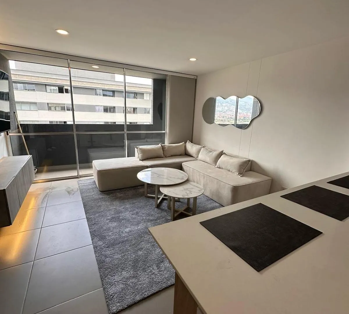 Luxurious And Modern Apartment Medellín